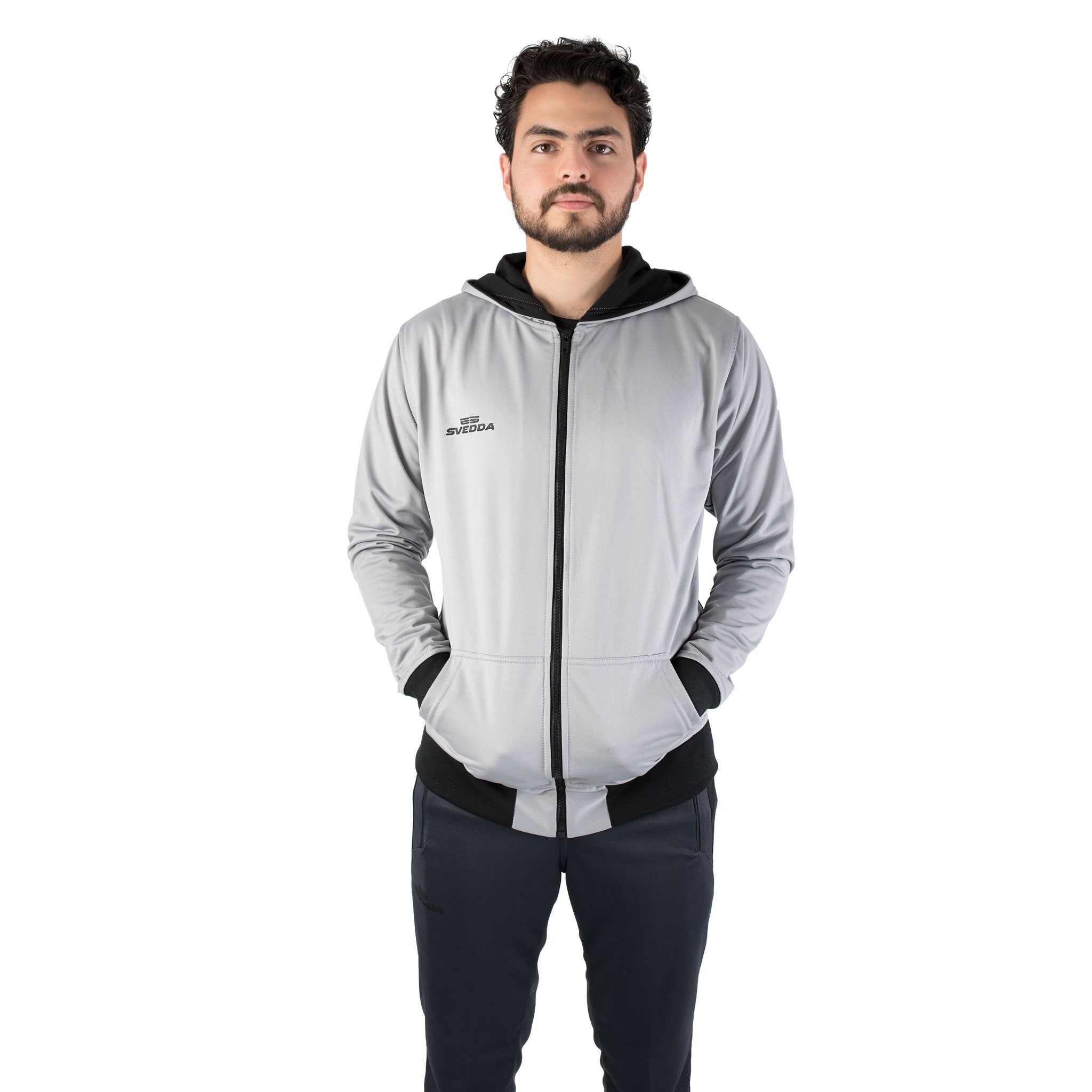 Chamarra deportiva con capucha para hombre