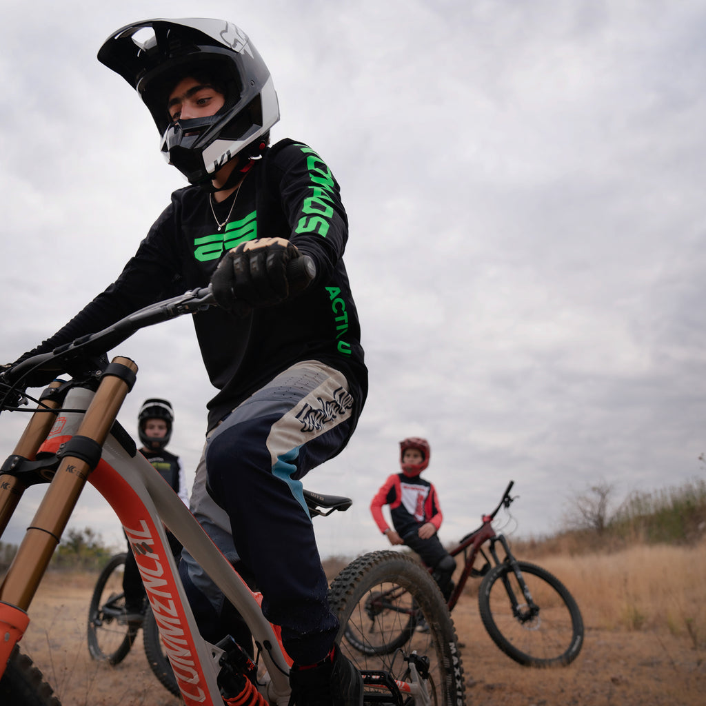 Playera de manga larga para hombre